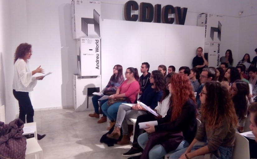 LOS ALUMNOS DE LA EASD DE VALENCIA VISITAN EL CDICV